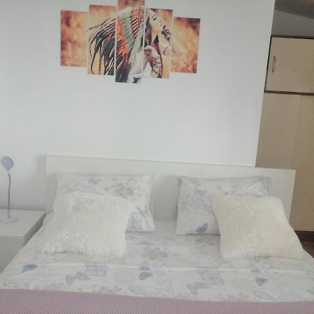 Apartman Ivo Lägenhet Baška Voda Exteriör bild