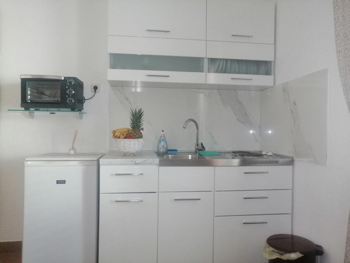 Apartman Ivo Lägenhet Baška Voda Exteriör bild